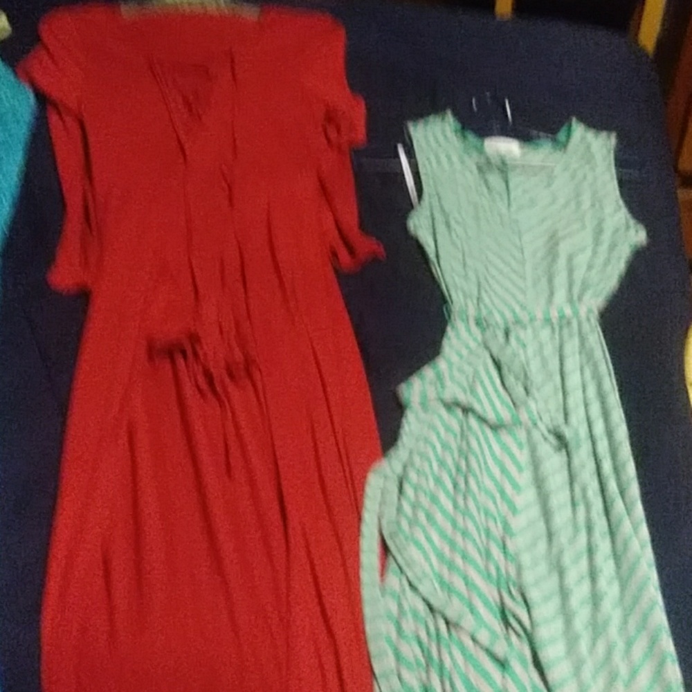 Dresse & Shorts w/dress tail (red)